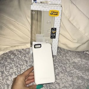 I phone 6/6s otter box case